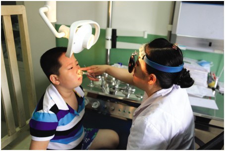 民生医生提醒：学生眼胀头疼可能患了鼻窦炎！