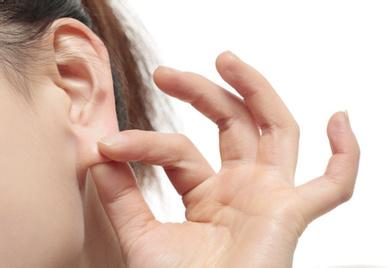 耳朵流脓堵塞了怎么办，好治吗？